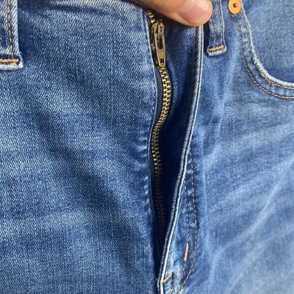 Madewell Stovepipe Jeans in Leaside Wash - Size 28 - Picture 6 of 14